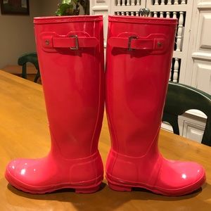 High gloss bright pink Hunter tall boot